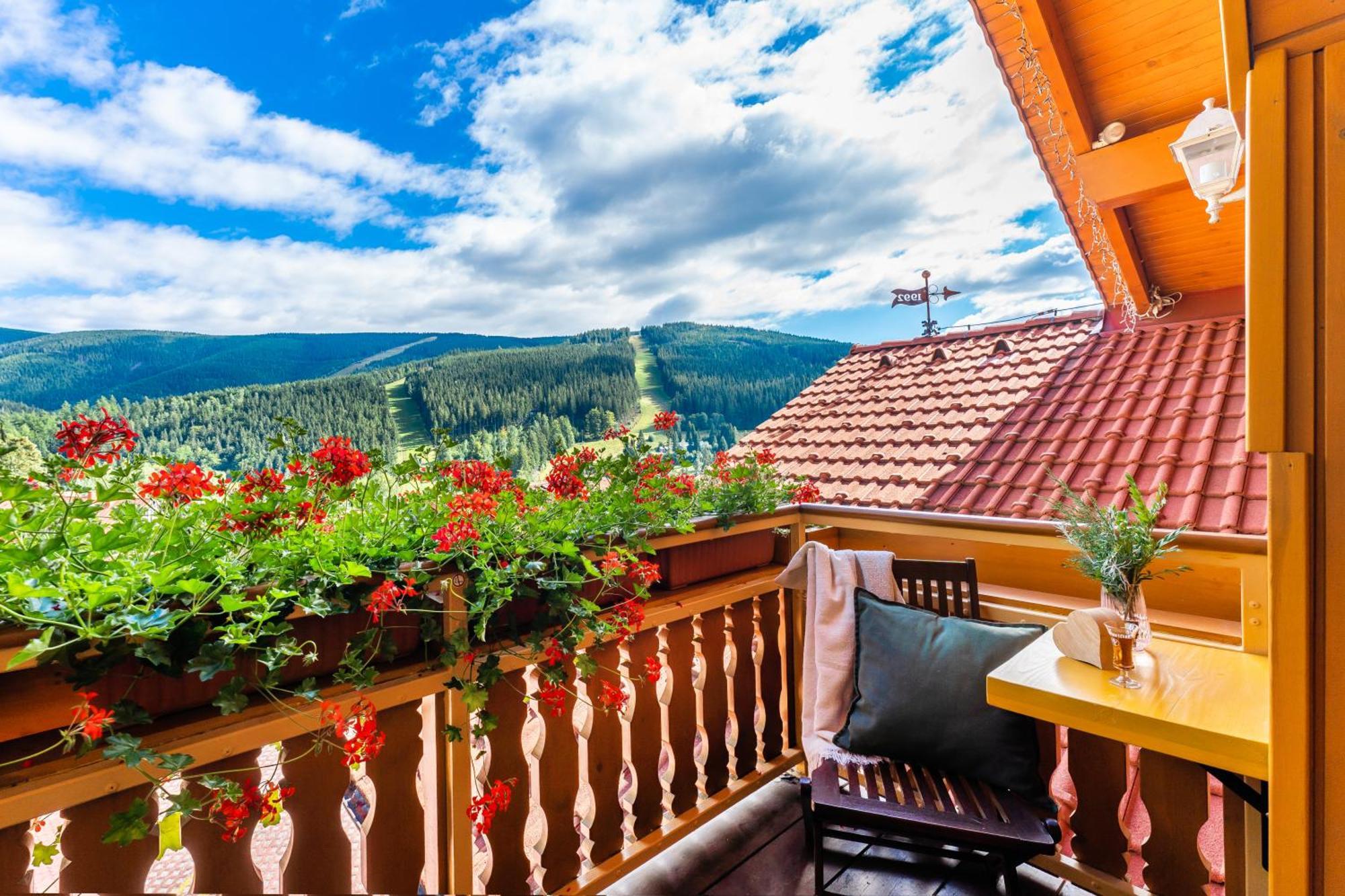 Pension Happy Superior Špindlerŭv Mlýn Buitenkant foto