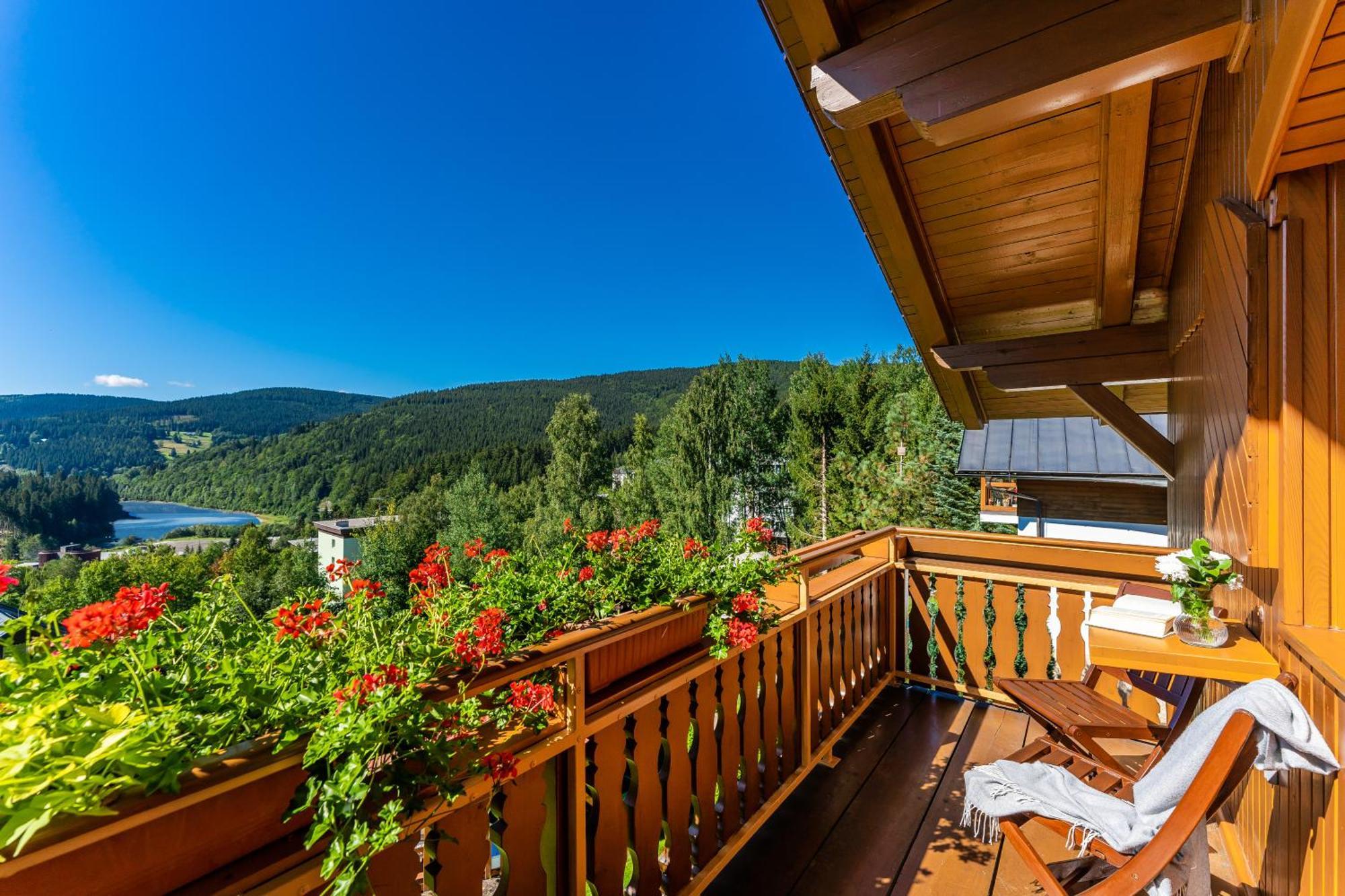 Pension Happy Superior Špindlerŭv Mlýn Buitenkant foto
